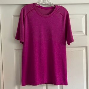 Mens Lululemon short sleeve top